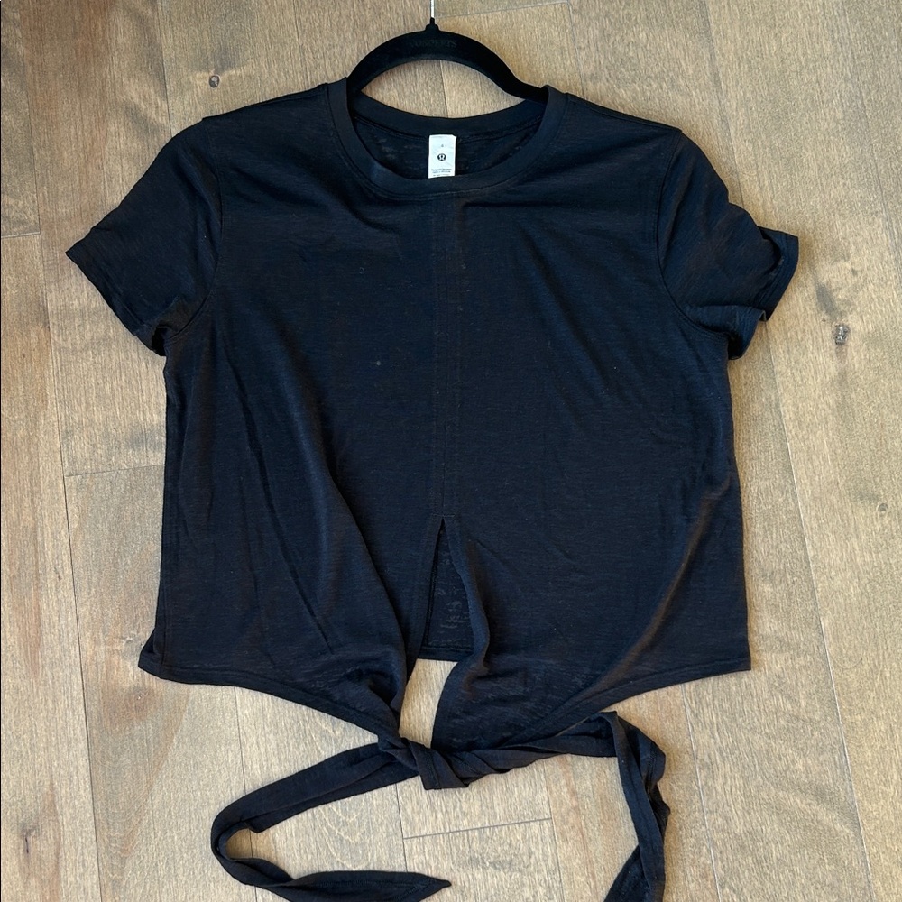 lululemon athletica Black Short Sleeve Tie Tee